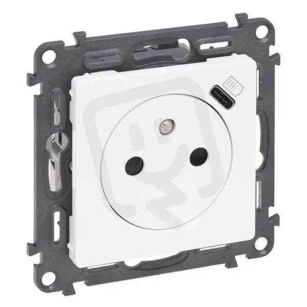 Jen Po Omezenou Doba VALENA LIFE ZÁSUVKA 2P+T/USB-C BÍLÁ LEGRAND 753136