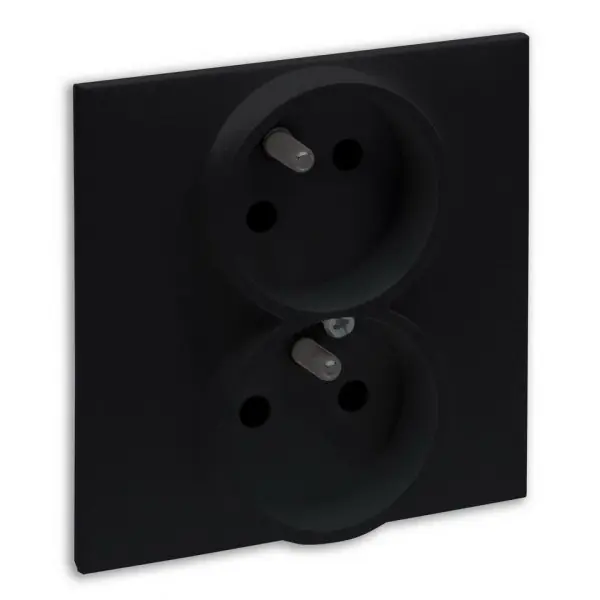NILOÉ STEP ZÁSUVKA 2x2P+T S CLONKAMI ČERNÁ LEGRAND 863527 Levný
