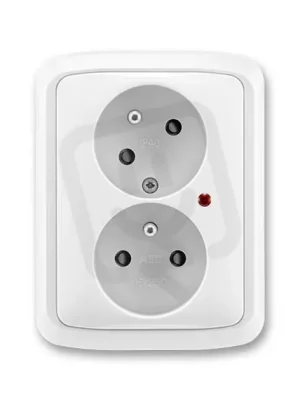 Zásuvka ABB Tango 2 pootočená bílá, balení po 1 ks KIWA ZPO D ATA2 iS-3kV-B Nová Kolekce