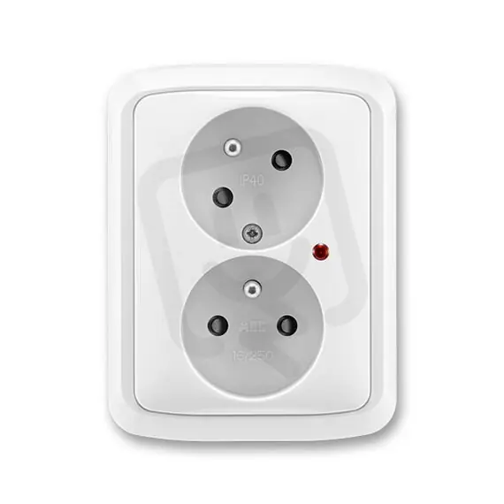 Zásuvka ABB Tango 2 pootočená bílá, balení po 1 ks KIWA ZPO D ATA2 iS-3kV-B Nová Kolekce