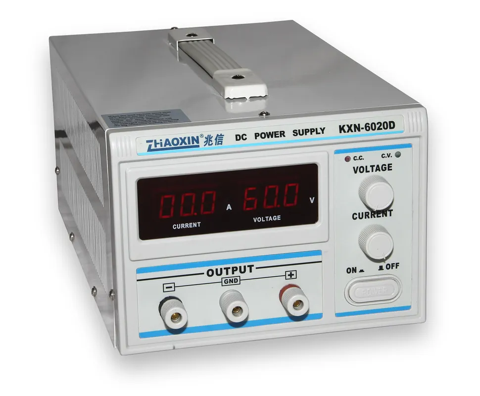 Laboratorní zdroj KXN-6020D 0-60V/20A Levný